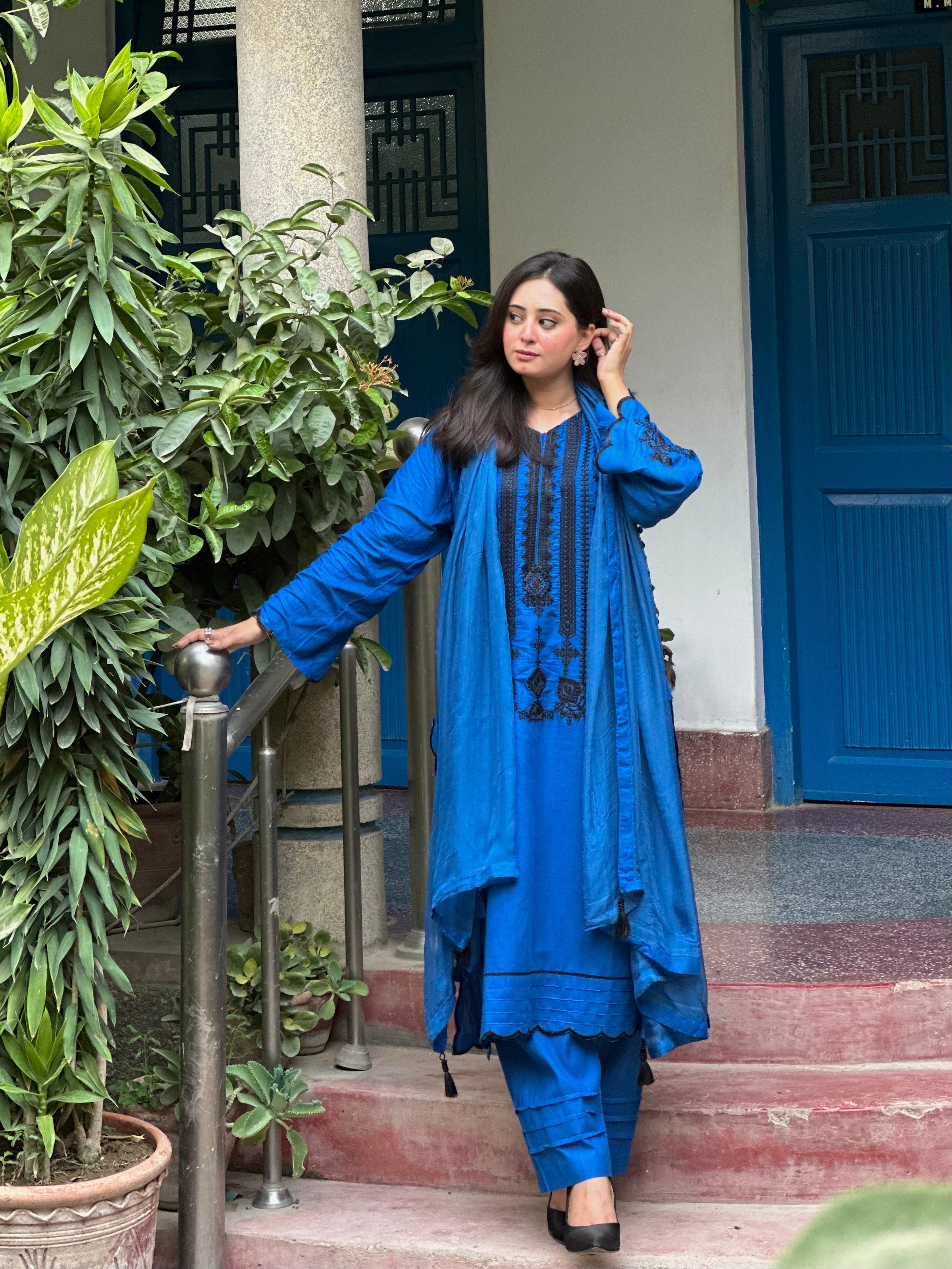 Laureaux™Ladies Causal Suit